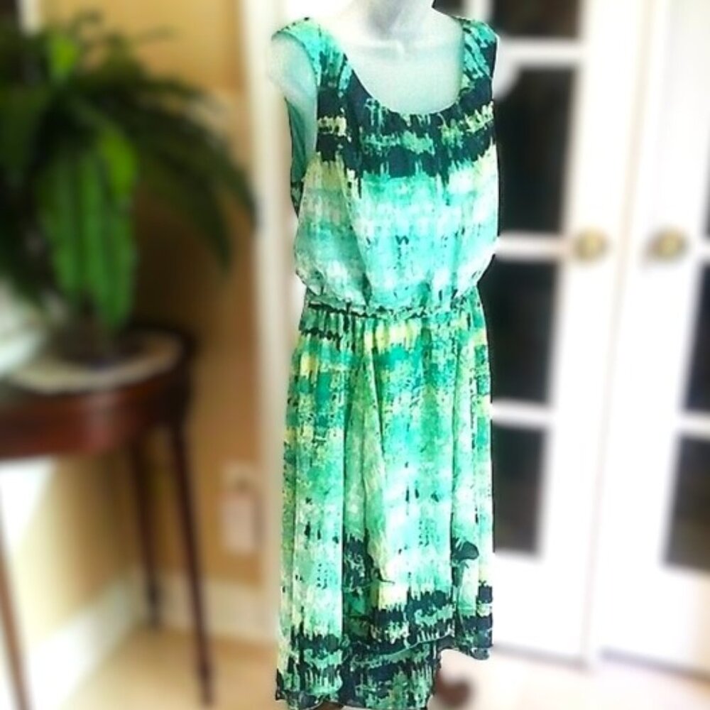 Adorable Rabbit Rabbit Design Dress Like New 10 - Picture 1 of 7